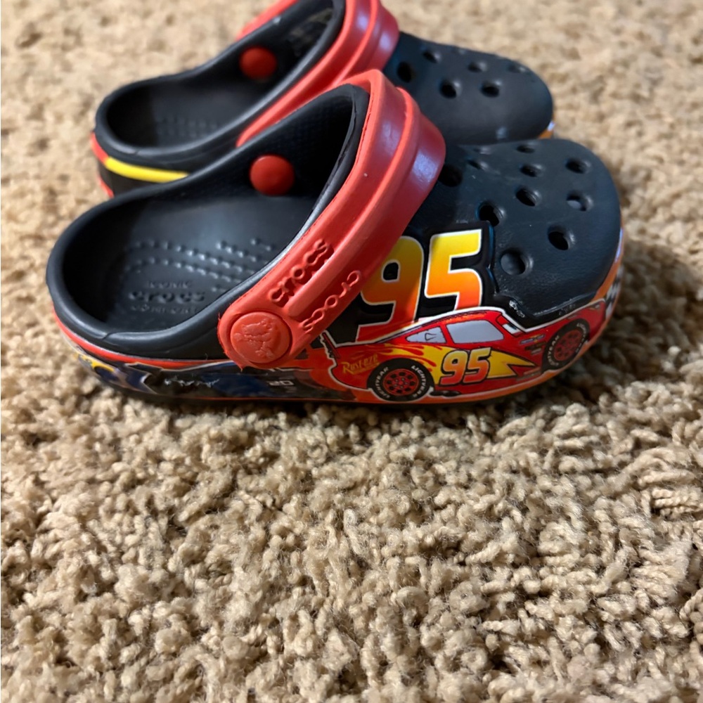 CROCS Kids' Lightning McQueen Clogs - Black and Red RETIRED 5C